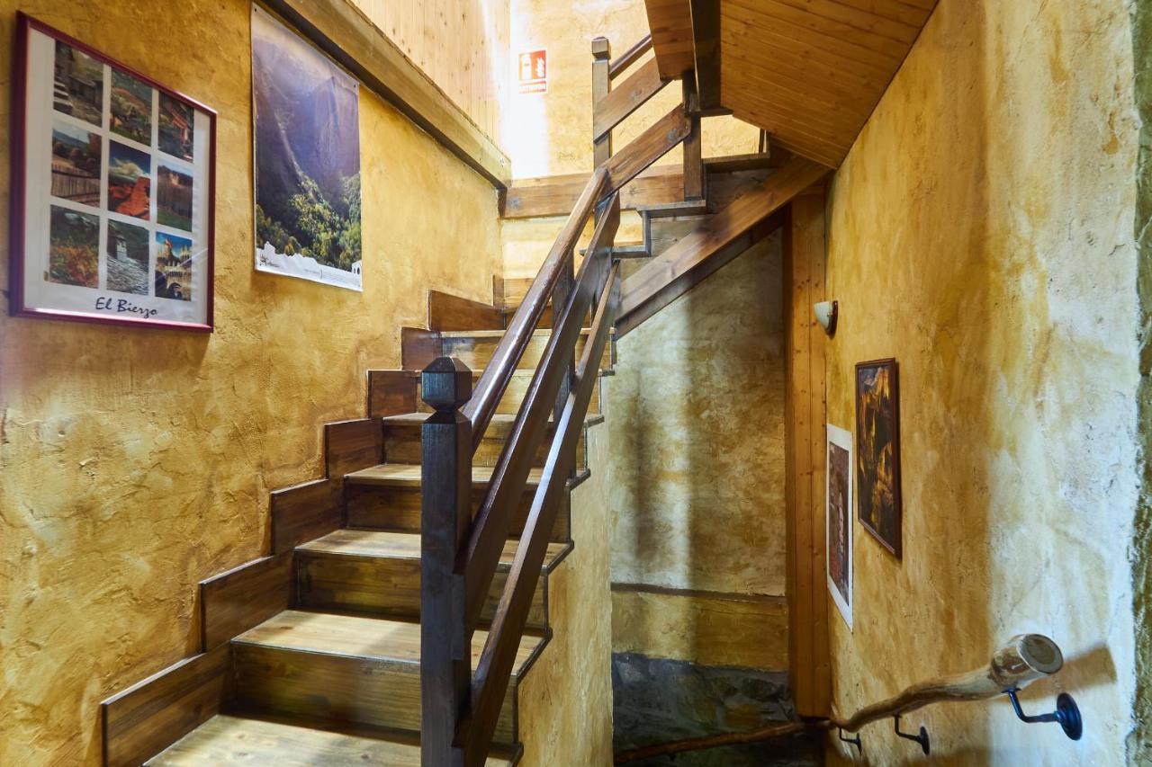 Villa Casa El Susurro Ponferrada Esterno foto
