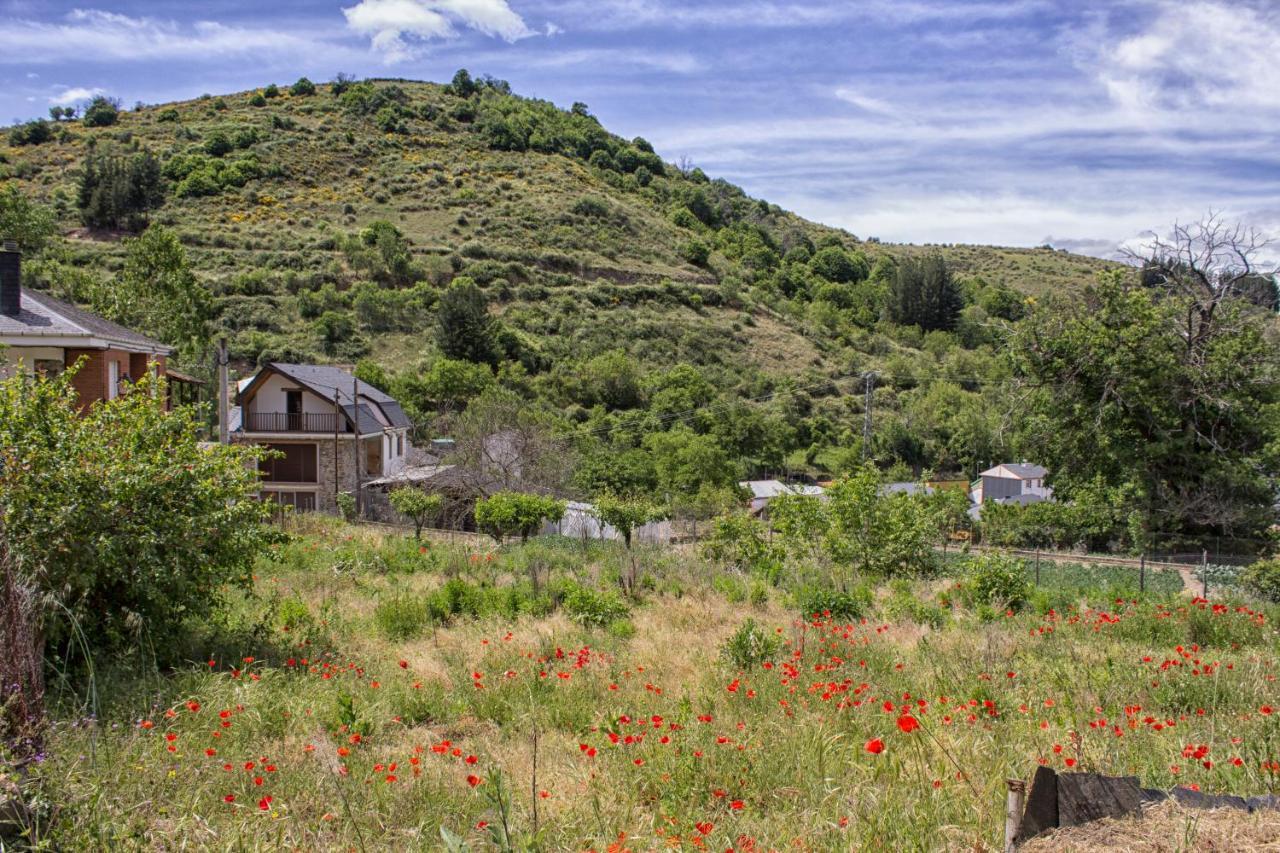 Villa Casa El Susurro Ponferrada Esterno foto